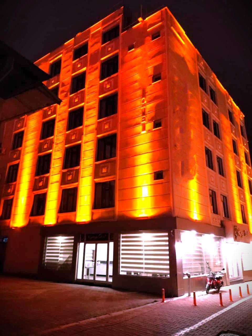 Pirotel Hotel Коня Екстериор снимка